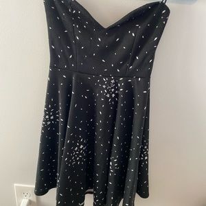 Black Sleeveless Mini Dress
